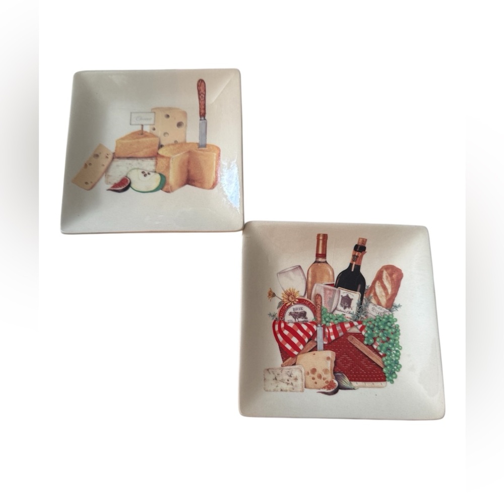 Creative Co-Op Elegant Square Plate Set - Picture 2 of 6